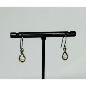 Designer Kit Heath Infinity Dangle Pearl Silver Hoop Earrings Vintage